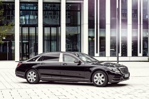 それは似て非なるSクラス！ メルセデス・マイバッハS600ガードがスゴい