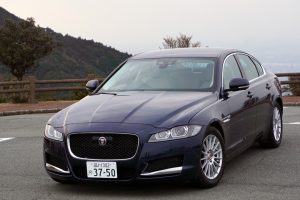 実力はメジャー級！ 新型ジャガーXF、ガソリン＆ディーゼルに試乗／後編