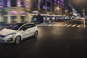 燃費はなんと3割も向上！ 世界一トンガったハッチバック（？）DS 5が新型にスイッチ