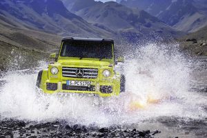 深さ1メートルの川も突破！ メルセデス・ベンツが最強のGクラス、G550 4×4 2を発売