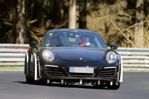 【スクープ】新型ポルシェ911続報！ この怪しげな偽装から読み取れる事実は？