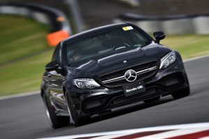 富士スピードウェイでサーキット試乗！ 新型メルセデスAMG C63クーペはどうだ！／前編