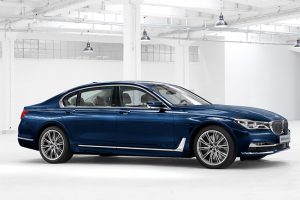 BMW 7シリーズの100周年記念限定車、世界に100台！日本には3台！