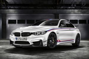 最高時速305kmのBMW！ 「BMW M4 DTM」が限定200台で新登場