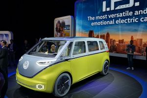 【デトロイトショー2017】VWが次世代ミニバンのコンセプト「I.D.BUZZ」を披露