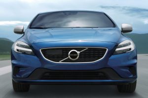 ボルボが限定車「V40 D4 Rデザイン・ポールスター・エディション」を新発売