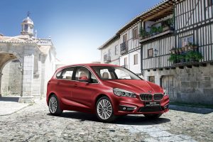 ベースは人気の218d BMW 2シリーズアクティブツアラーの特別限定車が発売