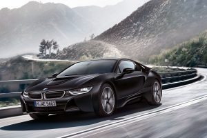 BMW「i8」に漆黒の限定車「プロトニック・フローズン・ブラック」が登場