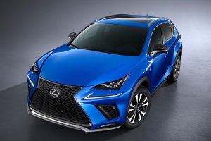 レクサスのミッドサイズSUV「NX」の新型がデビュー【上海モーターショー2017】