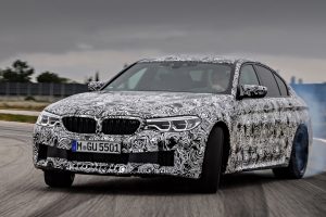 【動画】BMW新型「M5」の公式ティザー画像が公開