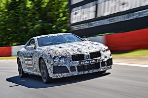 BMWがM8プロトタイプの走りを公開！