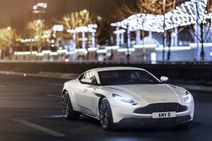 ライトサイジングの選択肢？ アストン・マーティンDB11にV8モデルが追加！