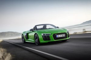 アウディR8スパイダーに「V10プラス」が追加！