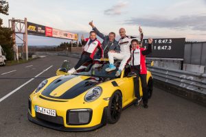 新基準は6分47秒3！ ニュル市販車最速はポルシェ911 GT2 RS！