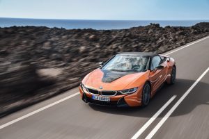 BMW i8ロードスターの日本初披露は東京マラソン2018！