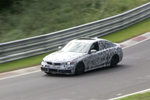 次期型BMW3シリーズの走りを動画でチェック！ ニュルブルクリンク高速テストをキャッチ