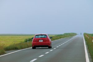 旅心をかき立てる道。絶景ドライブ100選「エサヌカ線（北海道）」