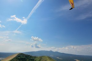 旅心をかき立てる道。絶景ドライブ100選「寒風山パノラマライン（秋田県）」