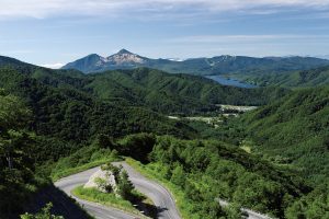 旅心をかき立てる道。絶景ドライブ100選「西吾妻スカイバレー／磐梯吾妻レークライン／磐梯山ゴールドライン（福島県／山形県）」