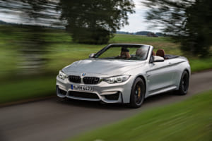 BMW M4にメタルルーフのカブリオレが追加