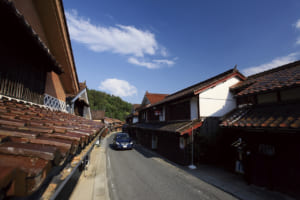 旅心をかき立てる道。絶景ドライブ100選「県道85号・吹屋街道（岡山県）」