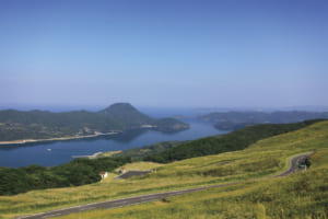 旅心をかき立てる道。絶景ドライブ100選「平戸島・川内峠／サンセットウェイ／県道18号・ 九十九島（長崎県）」