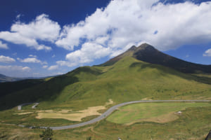 旅心をかき立てる道。絶景ドライブ100選「県道11号・狭霧台（大分県）」