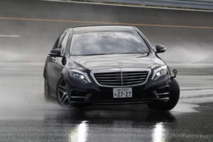 BMW 740i vs メルセデス・ベンツ S300h、トルク主義とパワー主義の結果やいかに!?【清水和夫のDST】#70-2