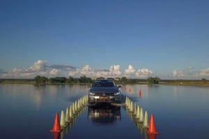 いまやタイヤ開発も無人の自動運転車の時代に