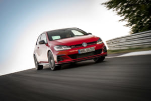 究極系「ゴルフGTI」、「TCR」が発売開始