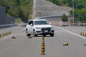 アウディ Q7とボルボ XC90にあったESCの介入の場面に躾の違いとは？【清水和夫のDST】#74-4/4