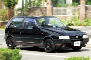 整備済みの嬉しいタイミングなフィアット・ウーノ・ターボi.e.【旧車ビギナーは要注意！100万円でドロ沼に陥る!?】