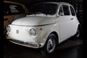 仕上げ済みのイタリアン・スタンダード「フィアット 500」はいかが？【旧車ビギナーは要注意！100万円でドロ沼に陥る!?】