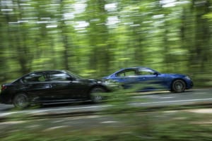 【比較試乗】「BMW 3シリーズ（320i／330i）」には惜しみない愛情が注ぎ込まれている