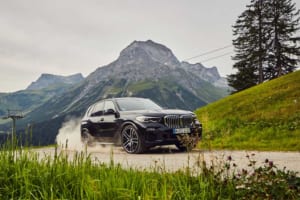 「BMW X5」の新しいプラグインHV仕様はエコなだけじゃない！