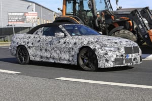 【スクープ】ついに「BMW M4カブリオレ」の次期モデルも路上へ！ パワーユニットは最新世代の直列6気筒ターボを搭載