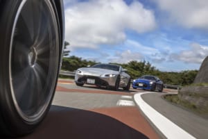 【比較試乗】「ポルシェ911カレラS ×アストンマーティン・ヴァンテージ ×ニッサンGTR」追撃する刺客たち