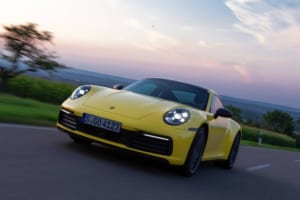 【海外試乗】「ポルシェ911カレラ」やや遅れてやって来た魅惑のエントリーカレラ