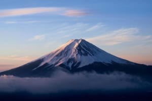 太宰治が「註文通り」とけなした端正な富士の姿を仰ぎ見る（山梨県 御坂峠）【雲海ドライブ＆スポット Spot 34】