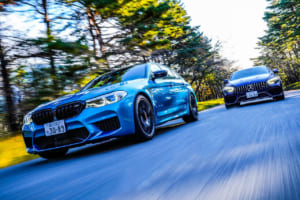 【比較試乗】「BMW M5コンペティション vs メルセデスAMG GT 4ドアクーペ」掟破りのハイパフォーマンス！