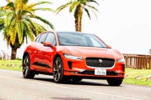 【桜前線は追えるのか!? ジャガーのEV「I-PACE」で行く、早春大人の充電旅】 「鹿児島→由布院」で大人の充電旅スタート