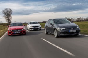 【比較試乗】「VWゴルフ vs メルセデス・ベンツ Aクラス vs BMW・1シリーズ」独占取材！ 最新のゴルフVIIIを現地比較試乗