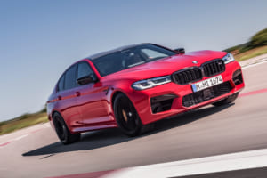 ベースの「5シリーズ」に続き「BMW M5」が精悍に進化！