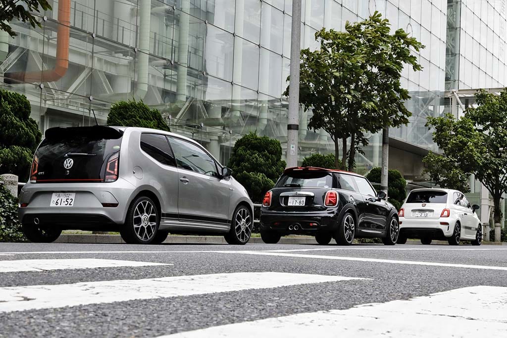 ABARTH COMPETIZIONE 595 vs VOLKSWAGEN up! GTI vs MINI JOHN COOPER WORKS.