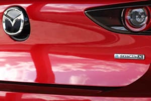 クルマが”まったくの別物”に感じるほどの進化！ マツダ「e SKYACTIV-X」とは？