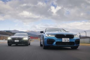 【比較試乗】「BMW M5 COMPETITION vs M550i xDrive」双璧をなす“5”の共通点と相違点とは？