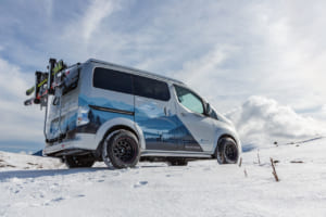 日産が冬のアウトドアに最適なEVバンの「e-NV200ウインター・キャンパー・コンセプト」を発表