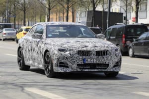 【スクープ】BMW 2シリーズ次期型の最終デザインが見えた!? 目玉は259psの2.0L直4+ターボチャージャー！