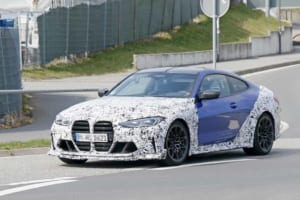 【スクープ】BMW M4の最強モデル「CSL」市販型のボディパネルが露出！ 911GT3新型とガチンコ勝負か？