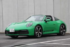 オープンの爽快感と911のスポーティさの両方を存分に味わえるのが最大の魅力！「ポルシェ911タルガ4」【河口まなぶ動画試乗インプレッション】